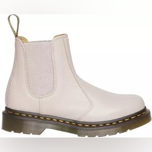 NWT Dr. Martens Women's 2976 Virginia Leather Chelsea Boots